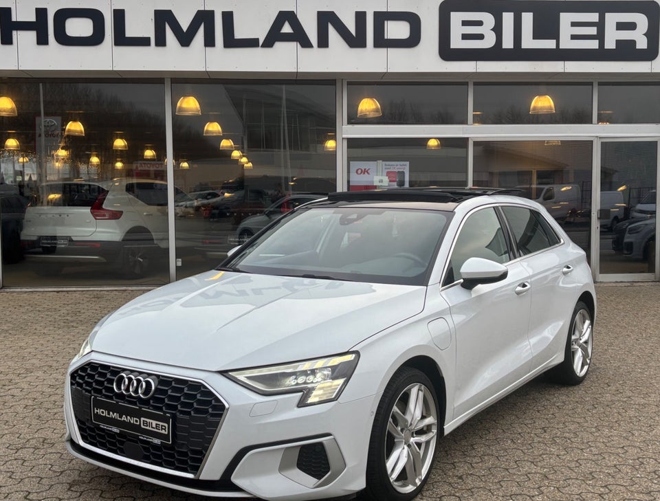 Audi A3 40 TFSi e Prestige Sportback S-tr. 5d