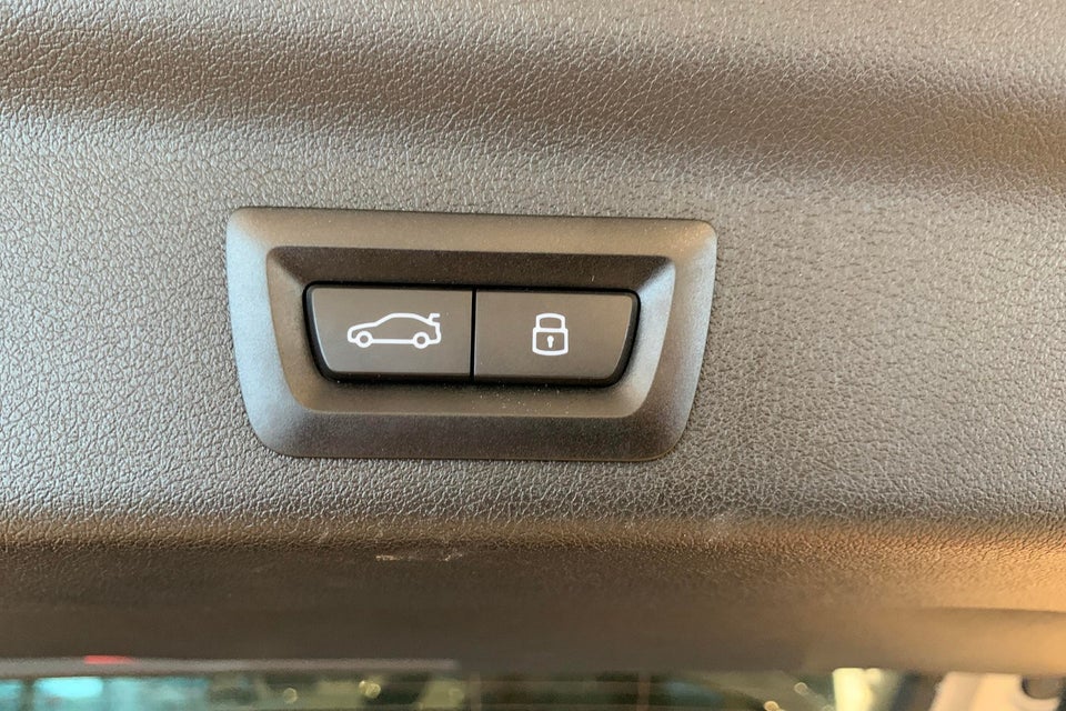 BMW iX1 eDrive20 M-Sport 5d