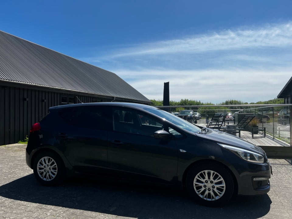 Kia Ceed 1,4 CVVT Style+ Clim 5d