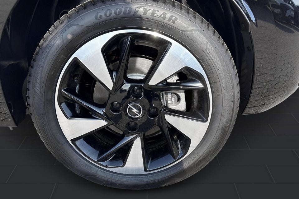 Opel Corsa-e 54 GS 5d