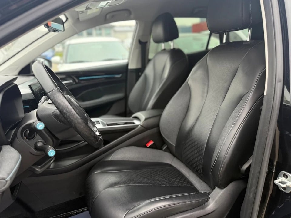 MG MG5 50 Luxury 5d