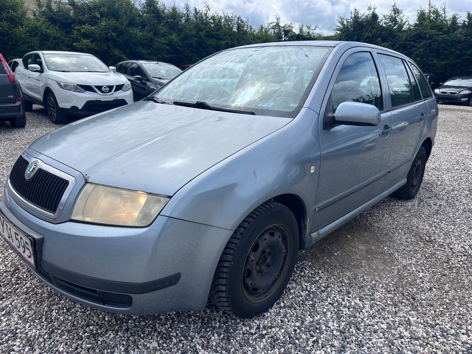 Skoda Fabia 1,4 16V 75 Ambiente Combi 5d