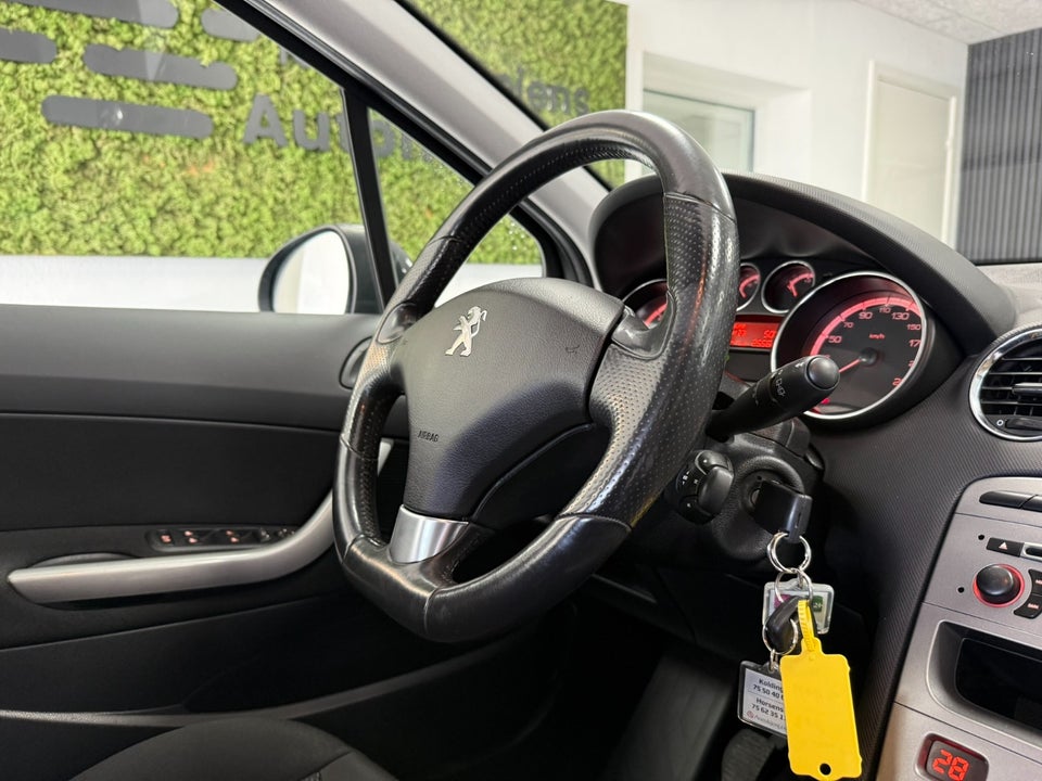 Peugeot 308 1,6 e-HDi 112 Access 5d