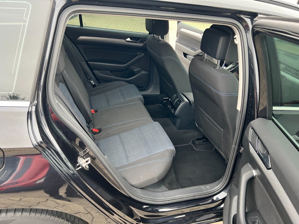 VW Passat 1,4 GTE High Variant DSG 5d