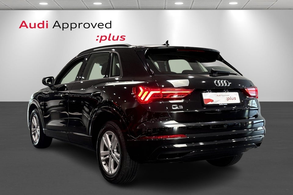 Audi Q3 45 TFSi e Attitude plus S-tr. 5d