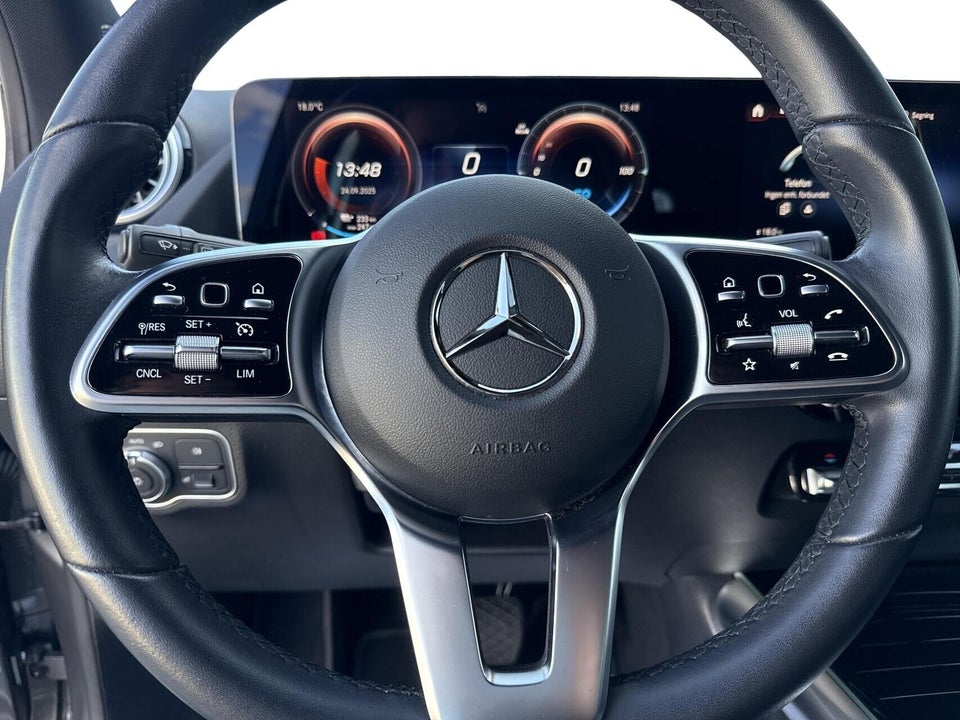 Mercedes EQA250 Progressive 5d