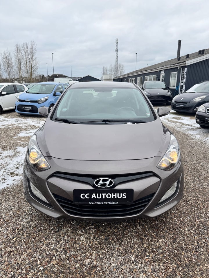Hyundai i30 1,4 CVVT Comfort 5d