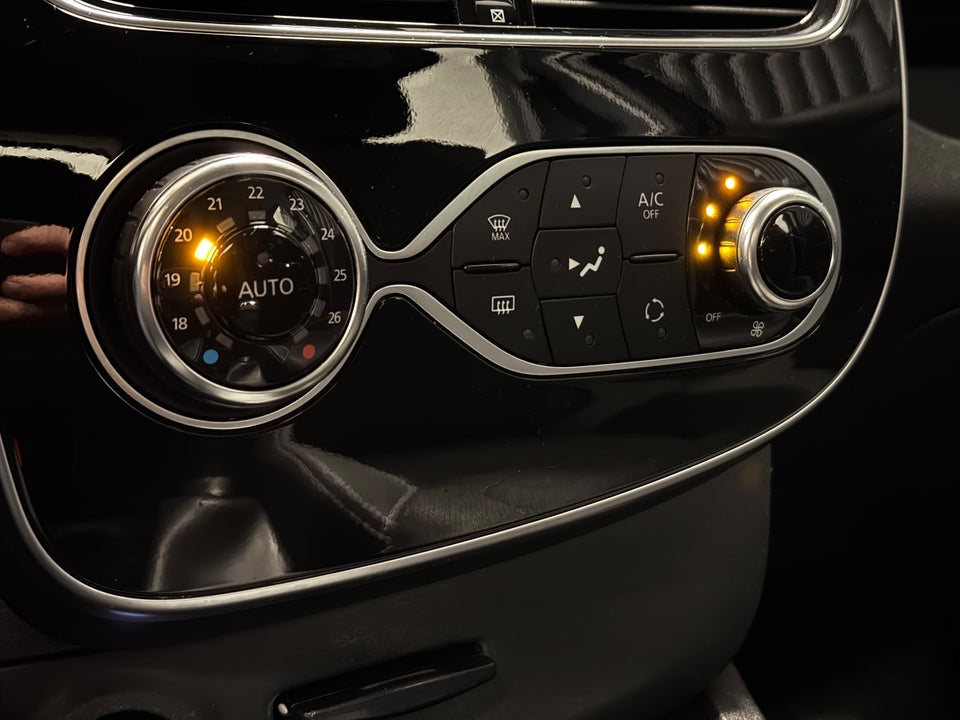 Renault Clio IV 0,9 TCe 90 Limited Sport Tourer 5d