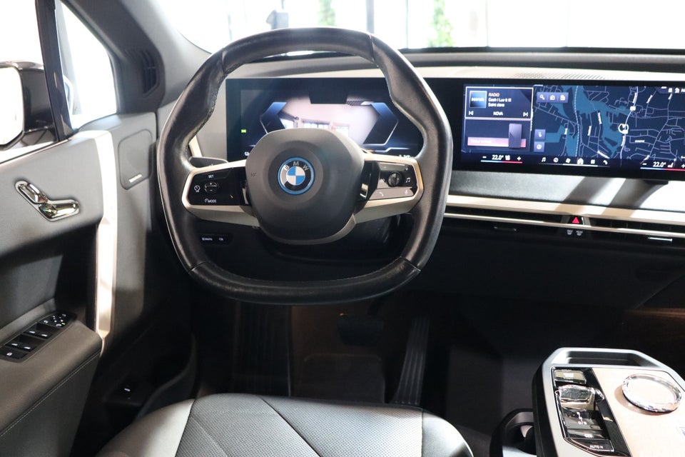 BMW iX xDrive40 Fully Charged Sport 5d