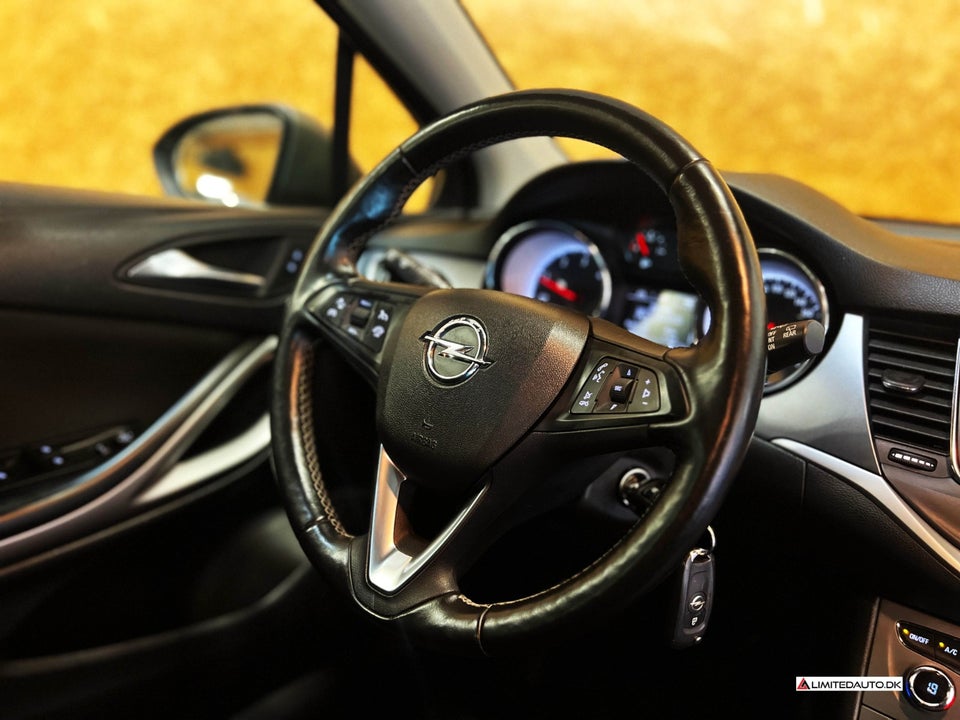 Opel Astra 1,6 CDTi 136 Enjoy Sports Tourer 5d