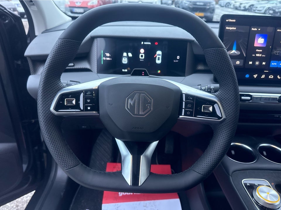 MG MGS5 64 Luxury 5d