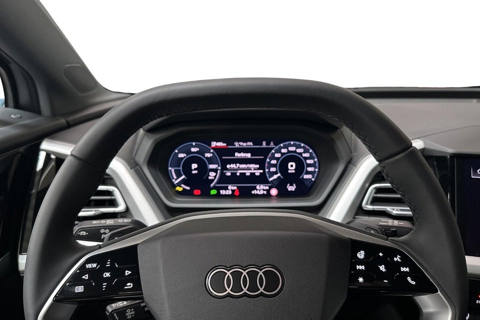 Audi Q4 e-tron 45 Progress 5d