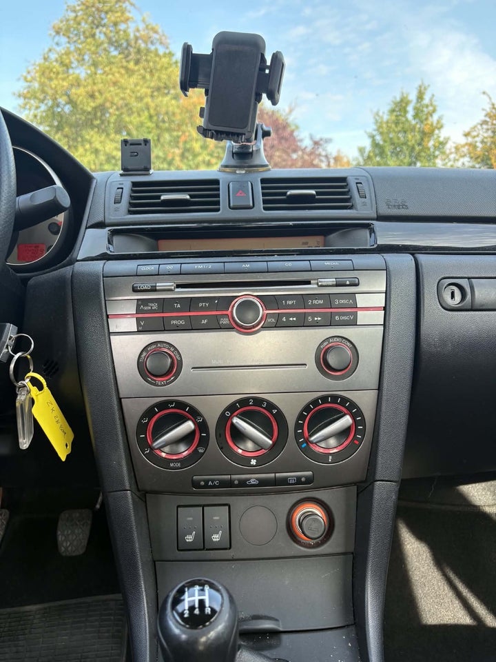 Mazda 3 1,6 Advance 5d