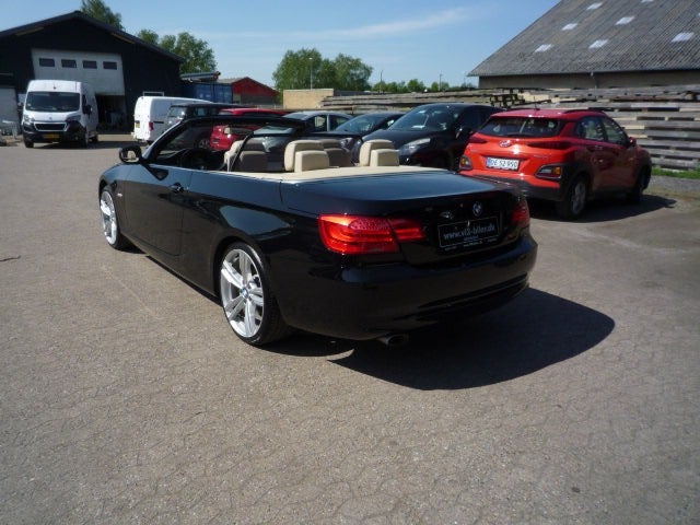 BMW 320d 2,0 Cabriolet aut. 2d