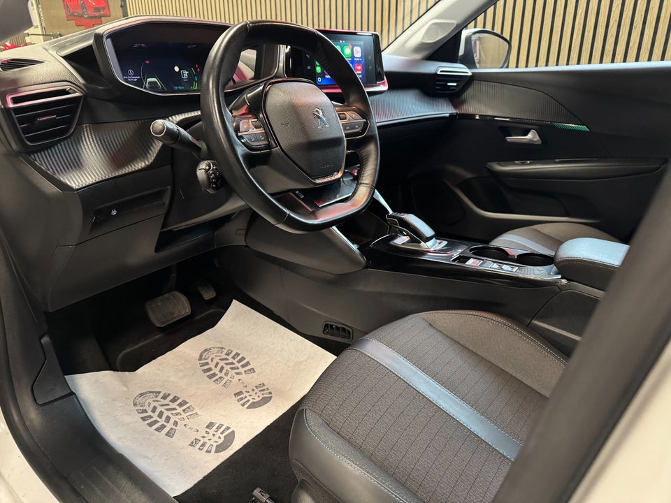Peugeot e-208 50 Allure 5d
