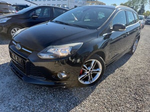Ford Focus, modelår 2013, 98,000 km