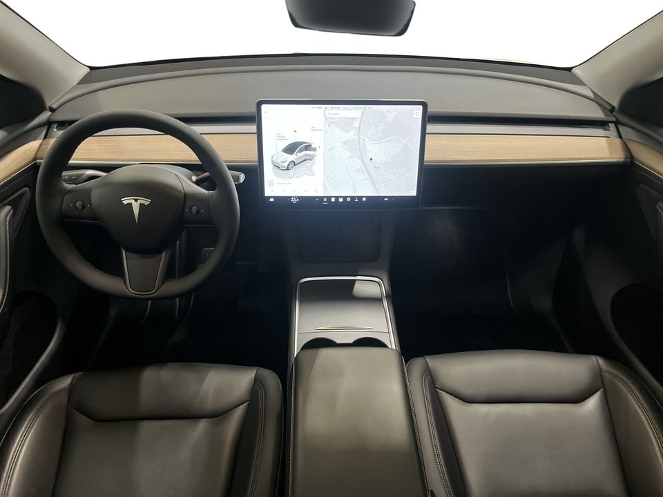 Tesla Model Y Long Range AWD 5d