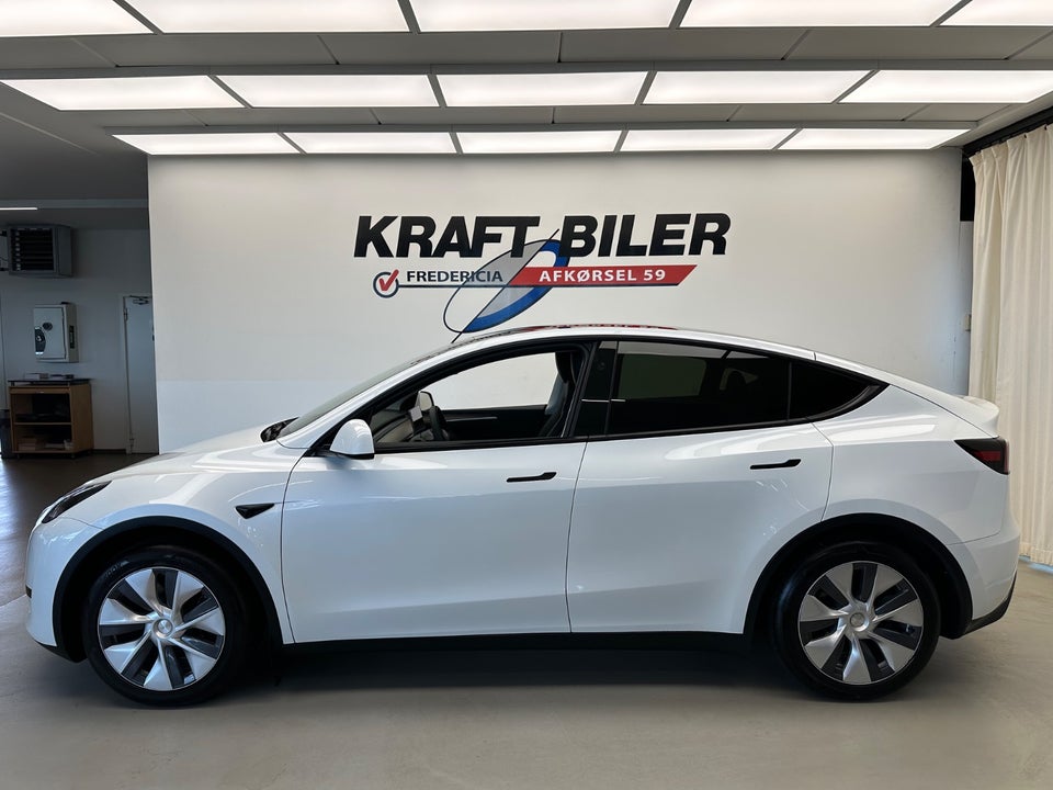 Tesla Model Y RWD 5d