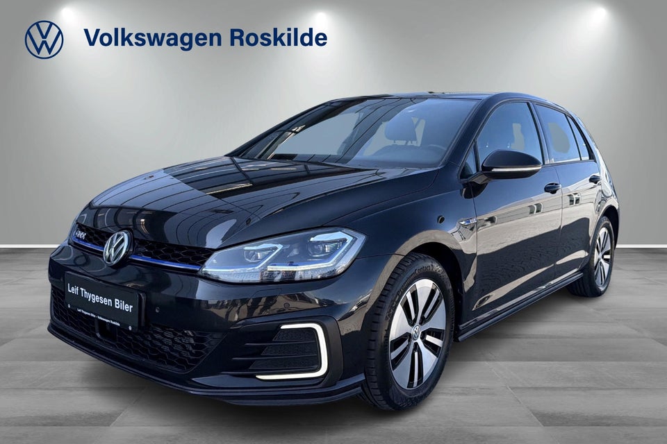 VW Golf VII 1,4 GTE DSG 5d