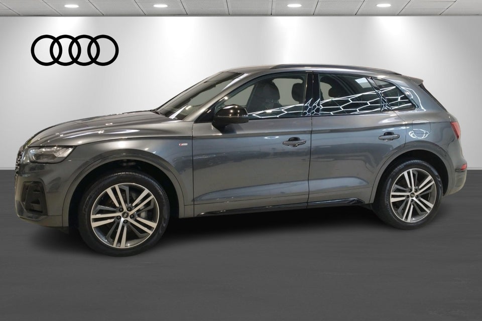 Audi Q5 50 TFSi e S-line Midnight Edition quattro S-tr. 5d