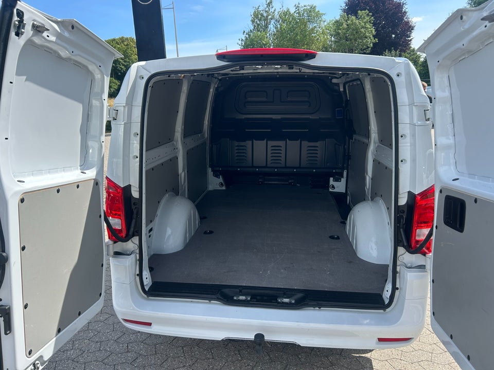 Mercedes Vito 114 2,0 CDi A2 Kassevogn PRO aut. RWD