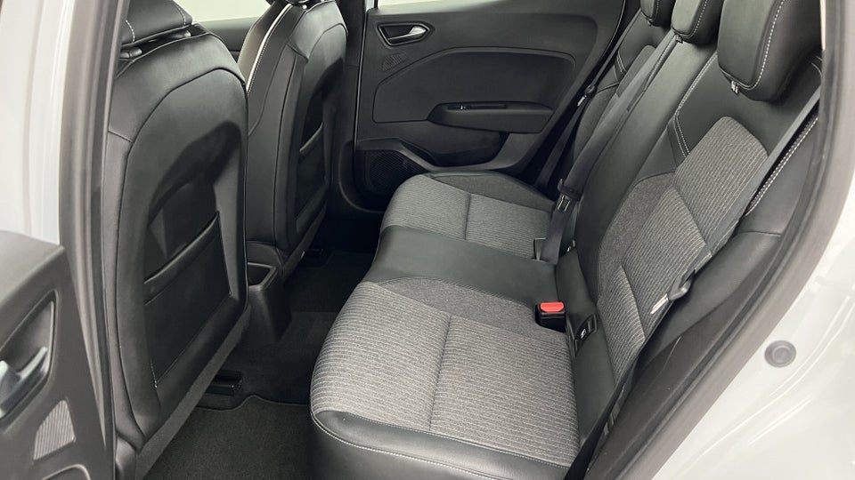 Renault Clio V 1,0 TCe 100 Intens 5d