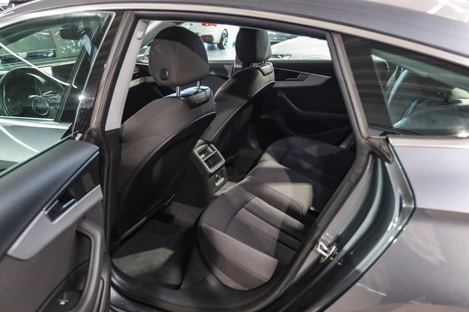 Audi A5 40 TFSi Sport Sportback S-tr. 5d