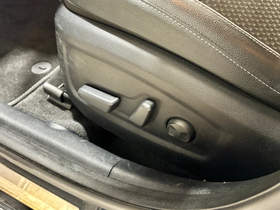 Kia Ceed 1,6 PHEV Upgrade SW DCT 5d