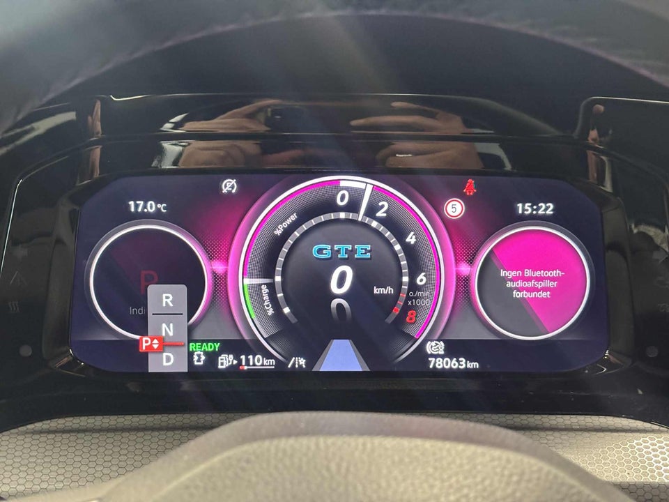 VW Golf VIII 1,4 GTE DSG 5d