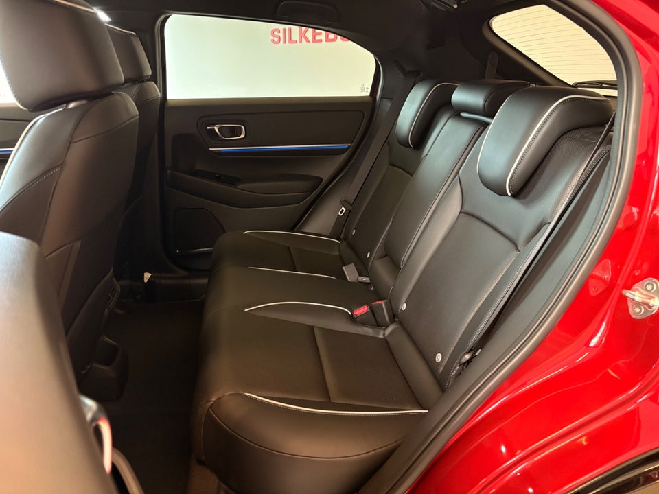Honda e:Ny1 Advance 5d