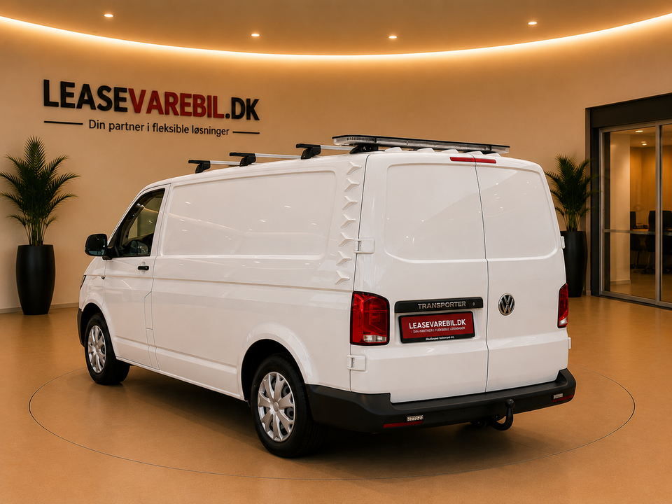 VW Transporter 2,0 TDi 150 Kassevogn DSG kort
