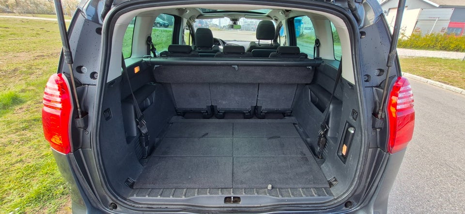 Peugeot 5008 2,0 HDi 150 Premium 7prs 5d