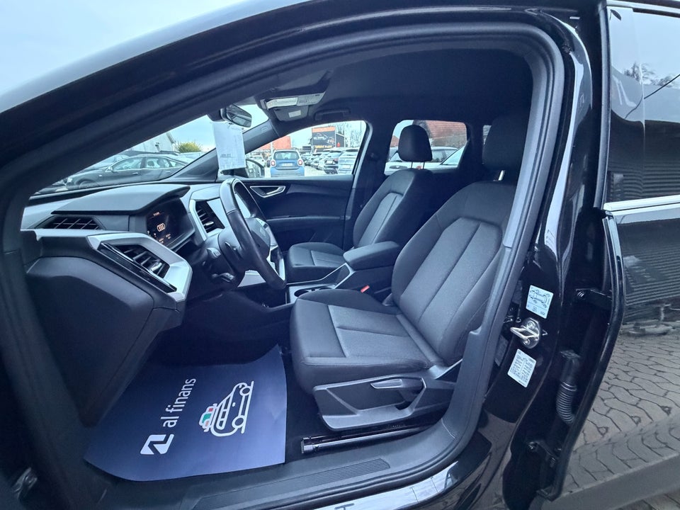 Audi Q4 e-tron 40  5d