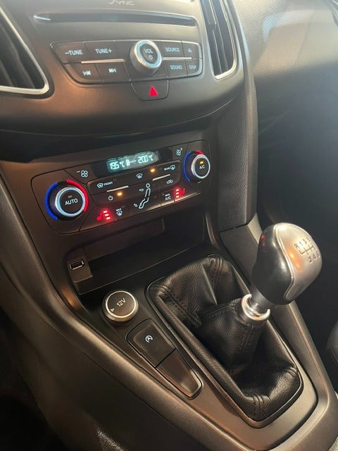 Ford Focus 1,5 TDCi 120 ST-Line stc. 5d