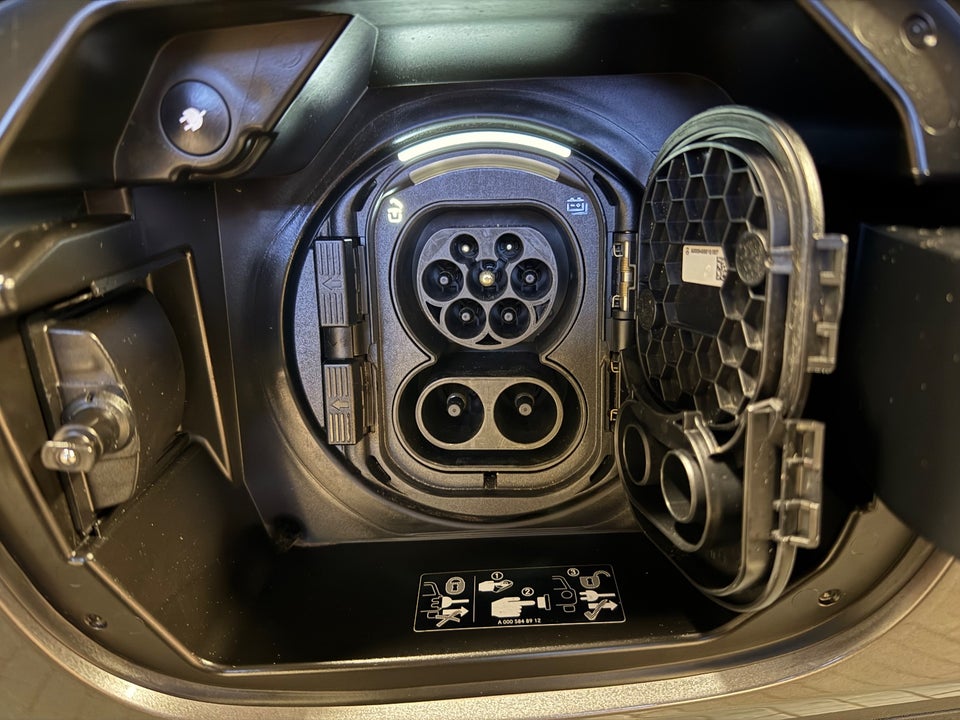 Mercedes EQA250+ Electric Art 5d