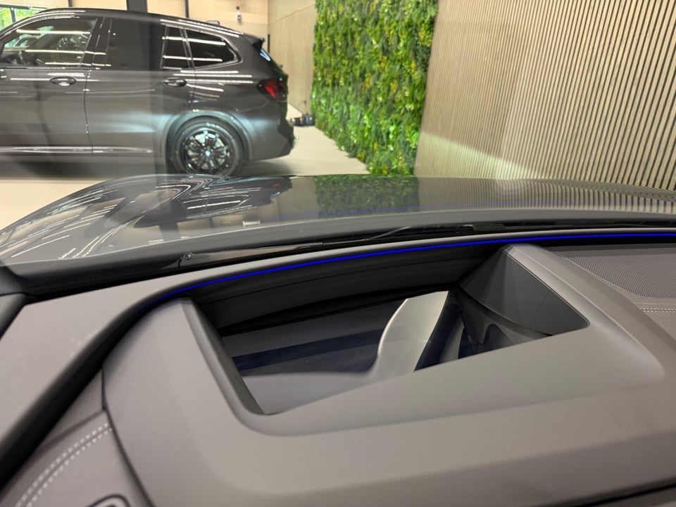 Audi SQ6 e-tron quattro 5d
