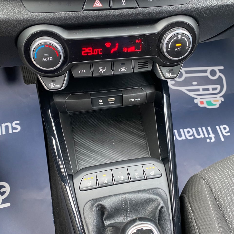 Kia Stonic 1,0 T-GDi Attraction+ 5d