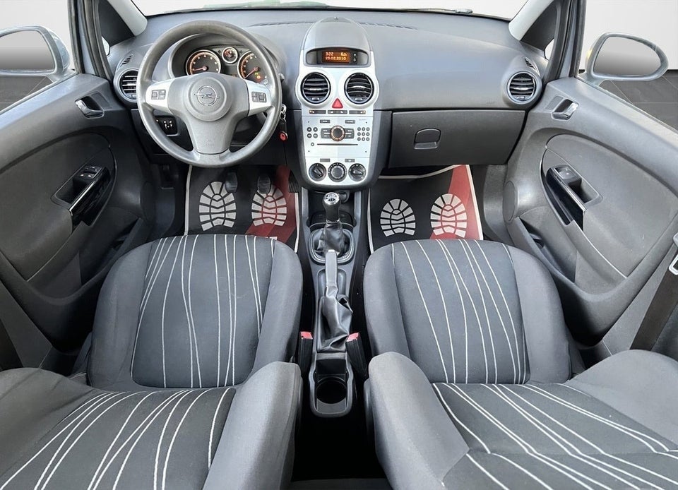 Opel Corsa 1,0 12V Enjoy 5d