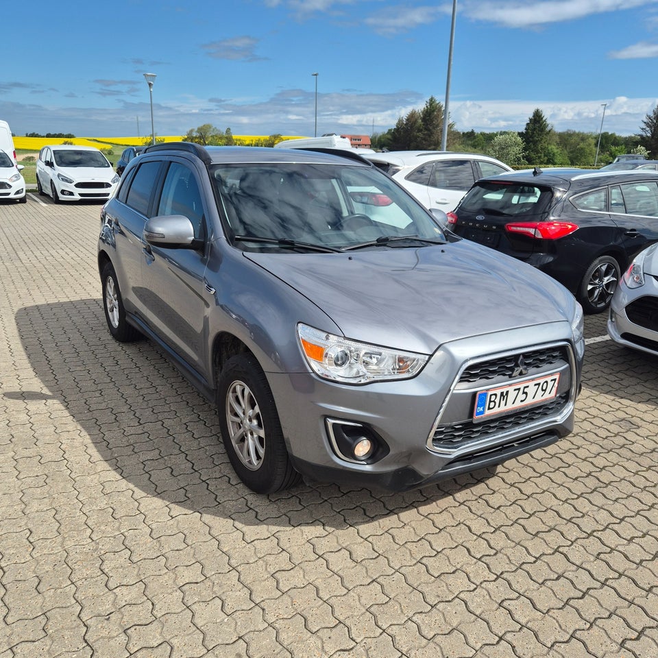 Mitsubishi ASX 1,6 Invite 5d