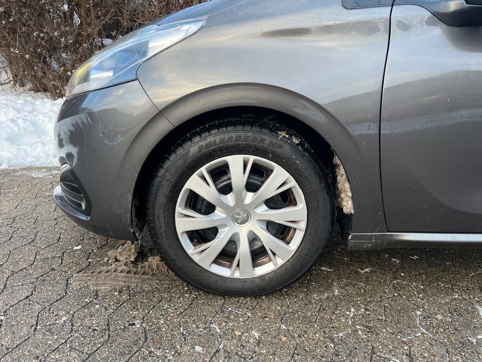 Peugeot 208 1,2 PureTech 82 Style 5d