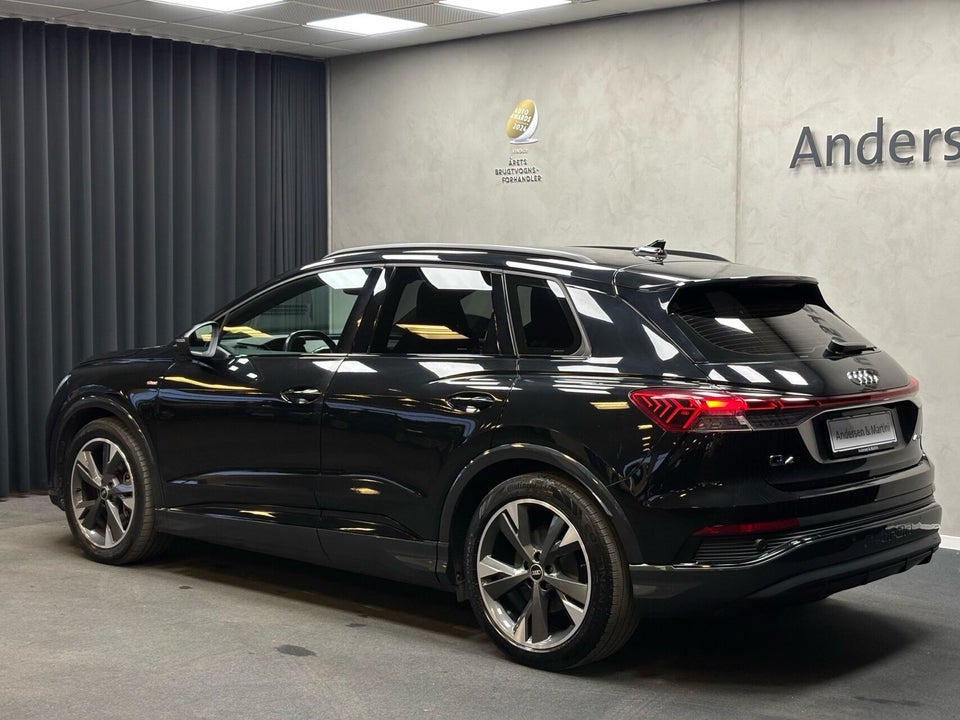 Audi Q4 e-tron 40 S-line 5d