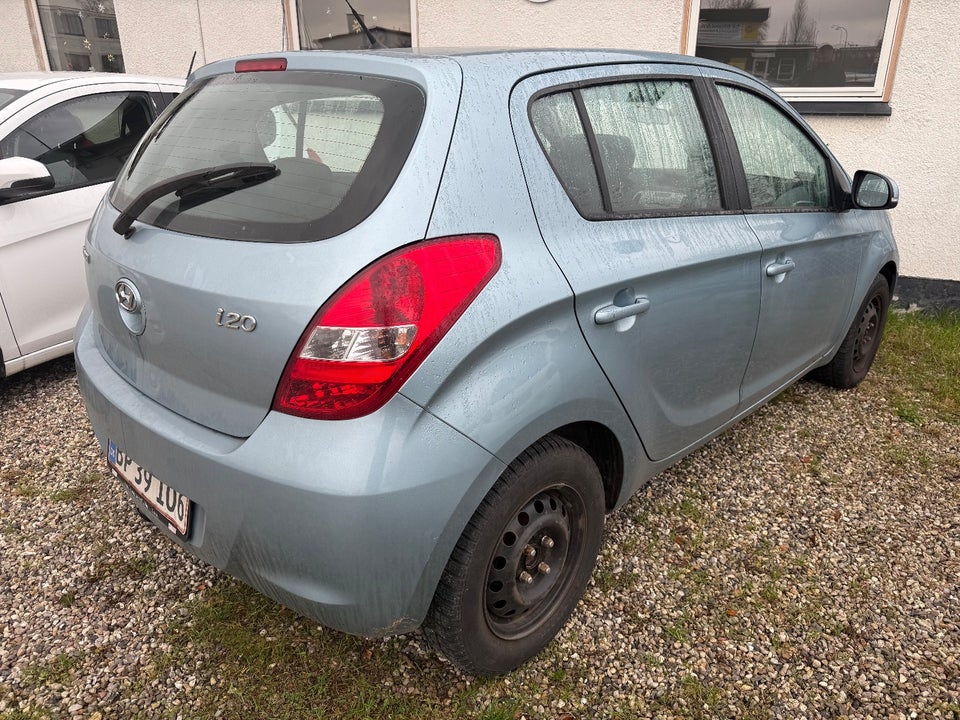 Hyundai i20 1,25 Classic 5d
