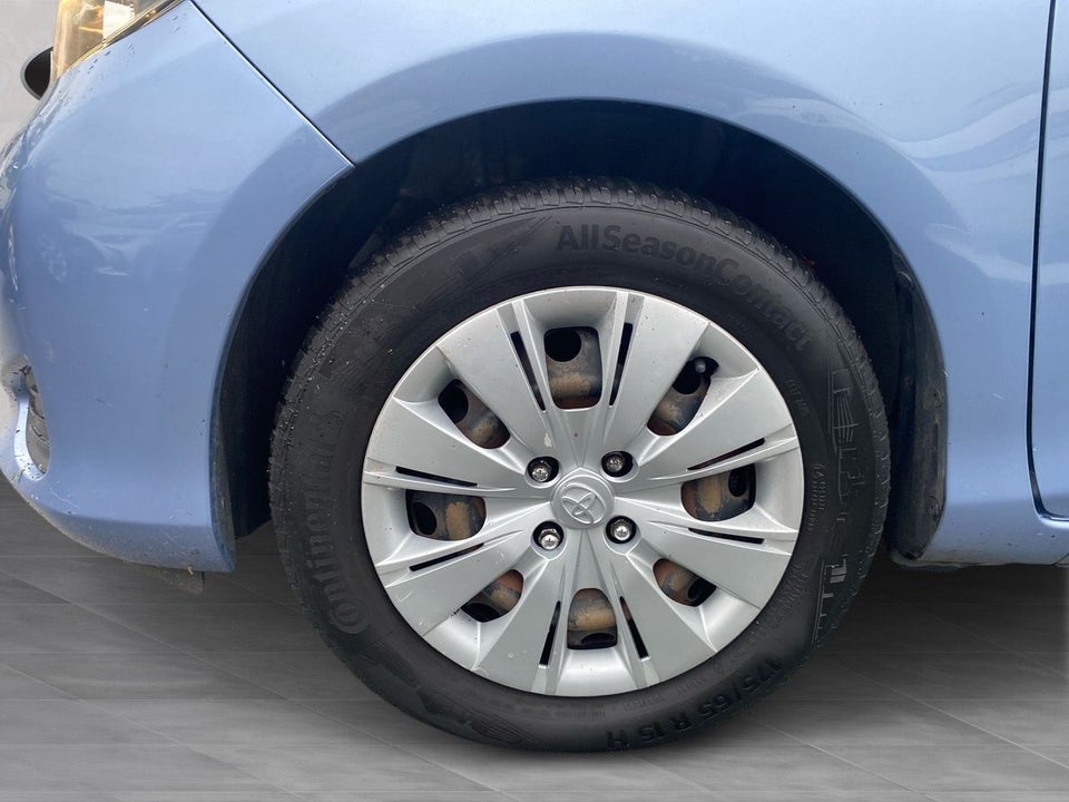 Toyota Yaris 1,3 VVT-i T2 5d