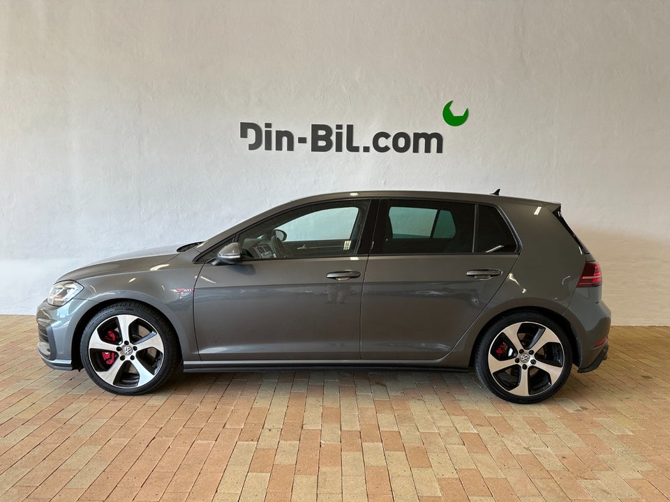 VW Golf VII 2,0 GTi Performance DSG 5d