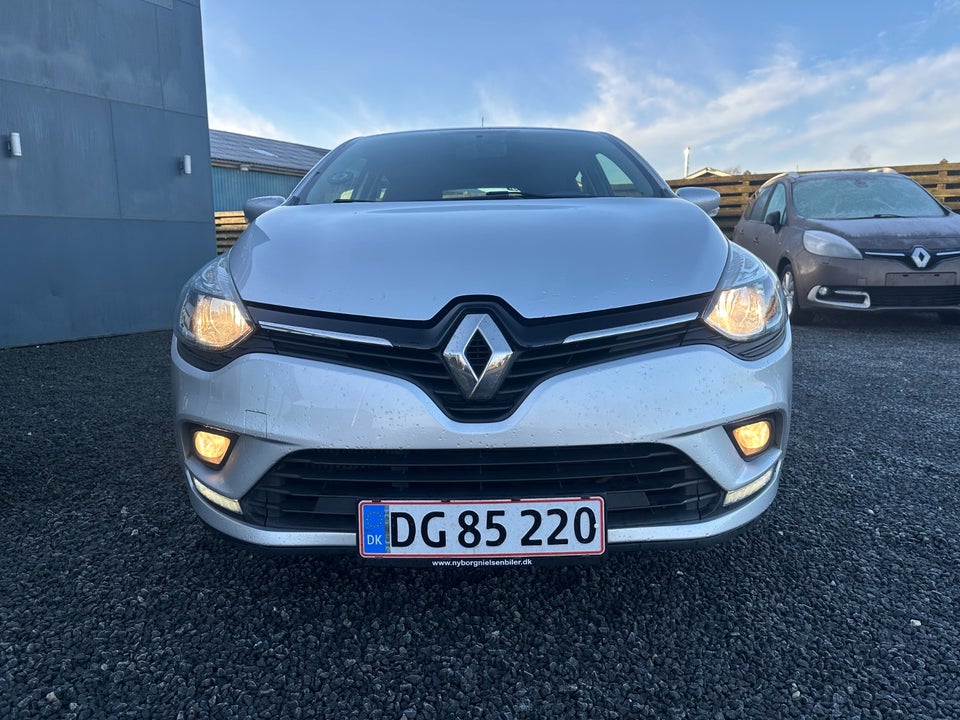 Renault Clio IV 1,5 dCi 90 Zen 5d