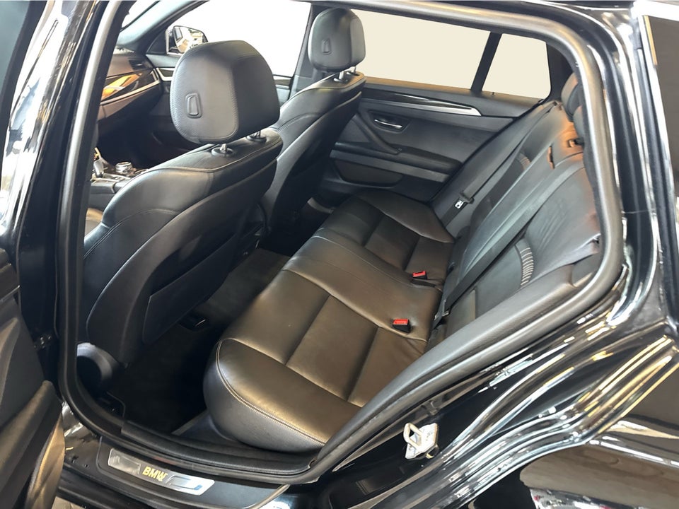 BMW 520d 2,0 Touring Luxury Line xDrive aut. 5d