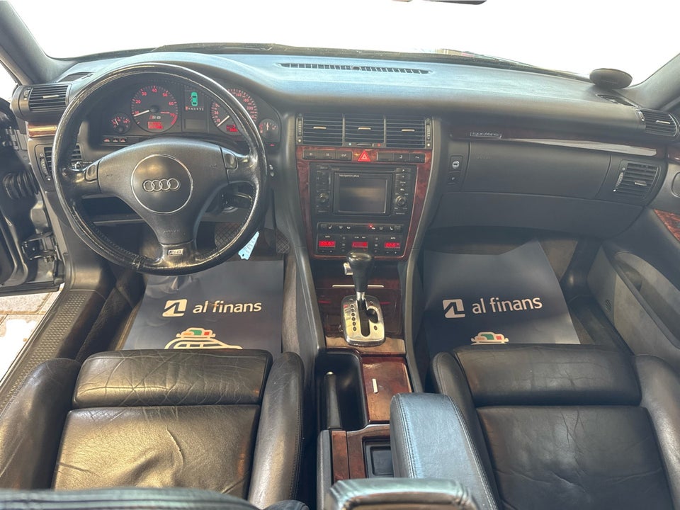 Audi S8 4,2 quattro aut. 4d