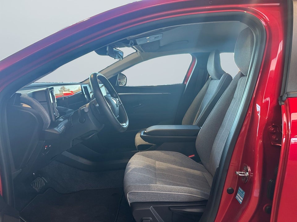 Renault Megane E-Tech 40 Equilibre 5d