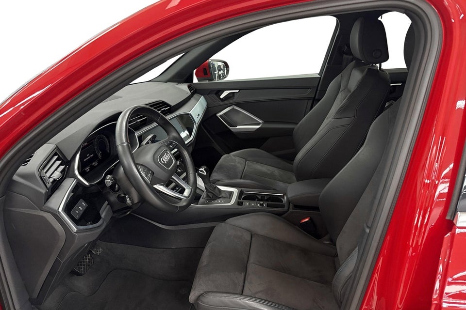 Audi Q3 45 TFSi e S-line plus S-tr. 5d