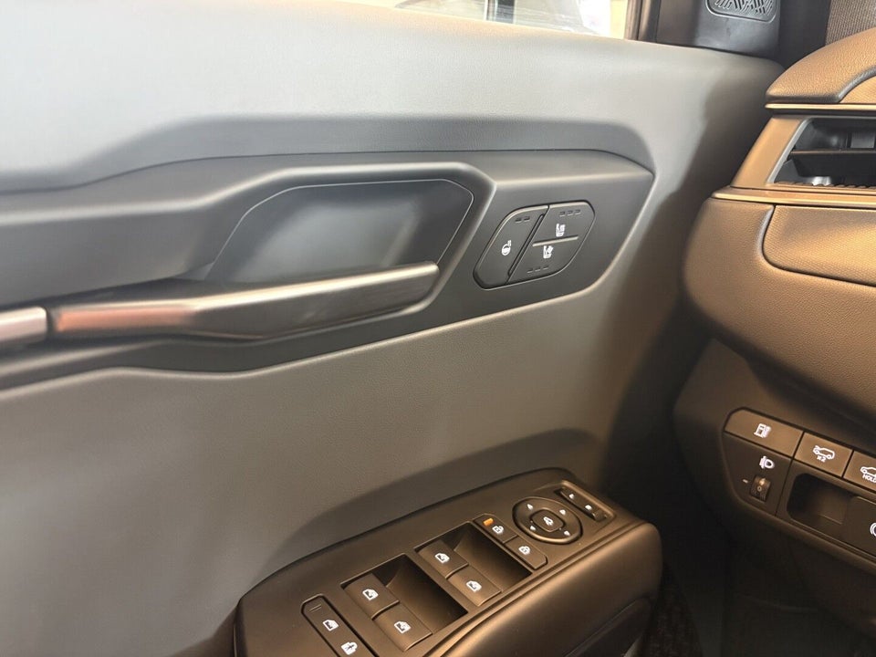 Kia EV9 76 Standard Range Upgrade RWD 7prs 5d
